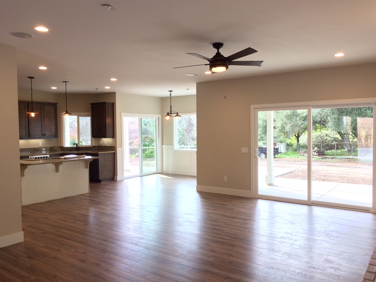 2507 Los Alisos South Fallbrook, CA 92028 - Photo 3 of 21