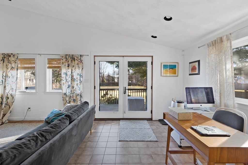 20 Mountain Road Burlington, MA 01803 - Photo 12 of 27 Gallery Image 12
