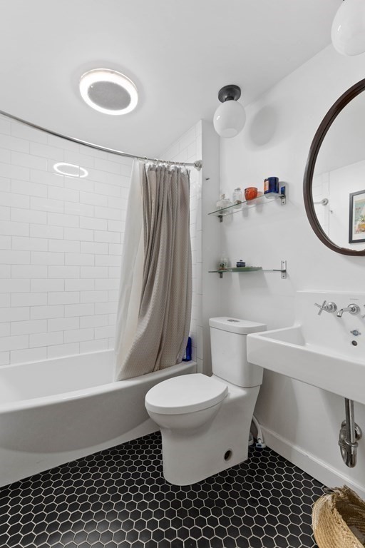 20 Mountain Road Burlington, MA 01803 - Photo 18 of 27 Gallery Image 18