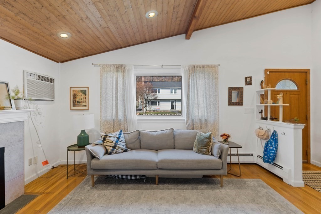 20 Mountain Road Burlington, MA 01803 - Photo 4 of 27 Gallery Image 4