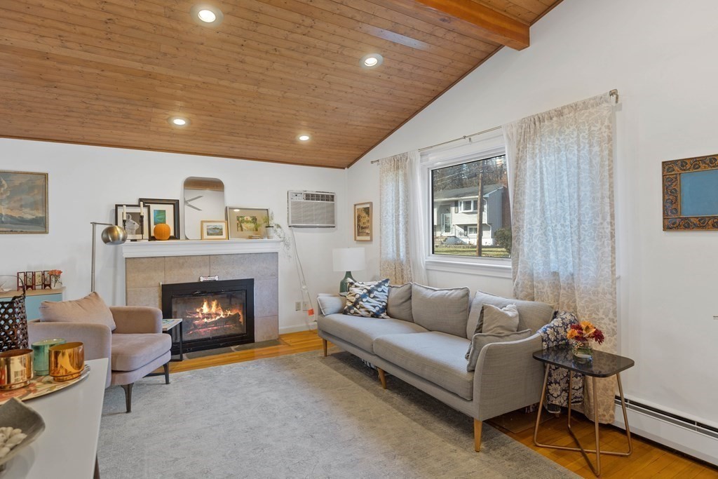 20 Mountain Road Burlington, MA 01803 - Photo 5 of 27 Gallery Image 5