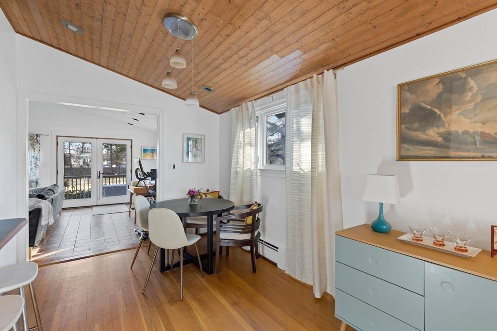 20 Mountain Road Burlington, MA 01803 - Photo 8 of 27 Gallery Image 8