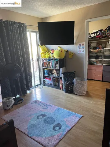 a view of a backyard of the house