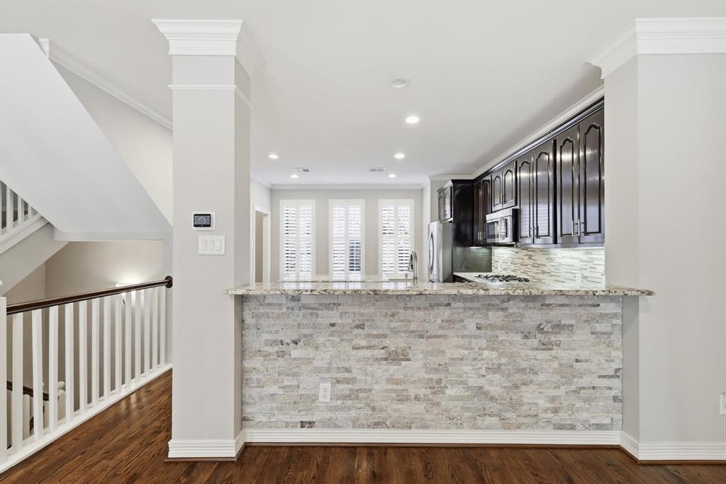 2615 Colby Street, Unit B Dallas, TX 75204 - Photo 12 of 39 2nd floor dining area overlooking kitchen