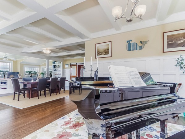 6 Foster Street Marblehead, MA 01945 - Photo 12 of 29