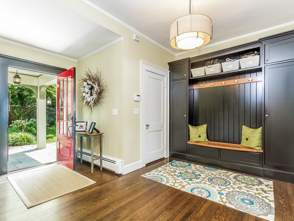 6 Foster Street Marblehead, MA 01945 - Photo 3 of 29