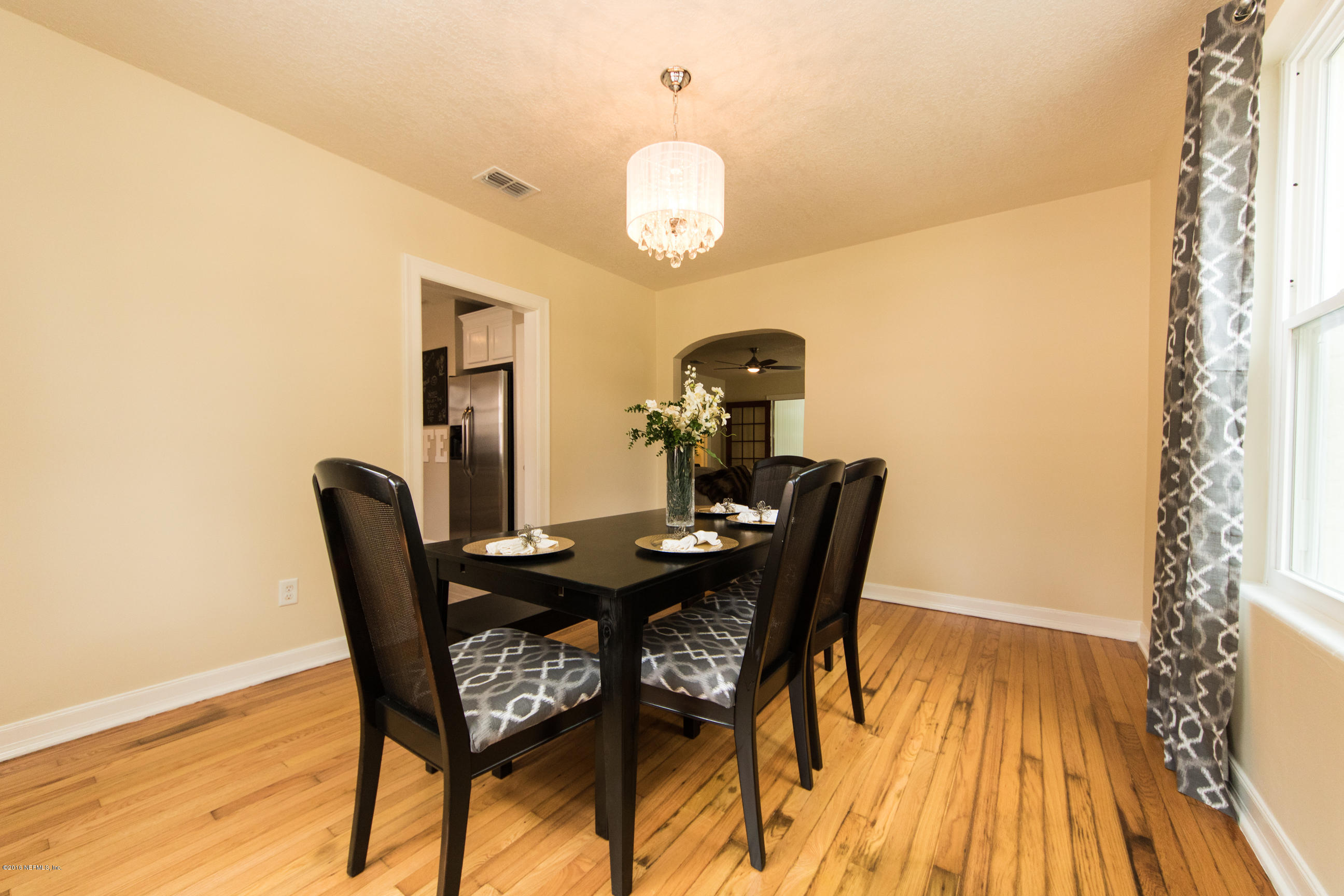 1455 Monticello Road Jacksonville, FL 32207 - Photo 12 of 25 Dining View 2