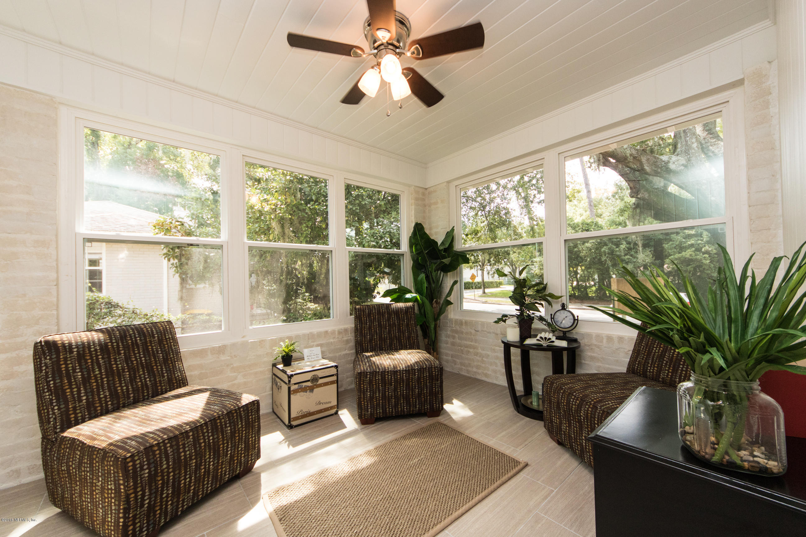 1455 Monticello Road Jacksonville, FL 32207 - Photo 13 of 25 Sun Room