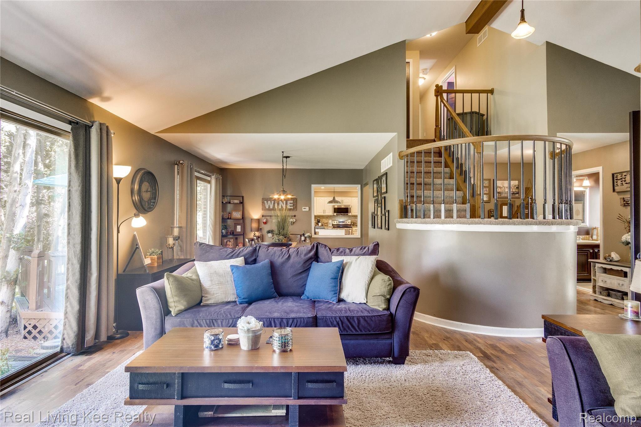 2786 Broadmoor Drive Rochester, MI 48309 - Photo 20 of 70 Interiors (8 of 45).jpg