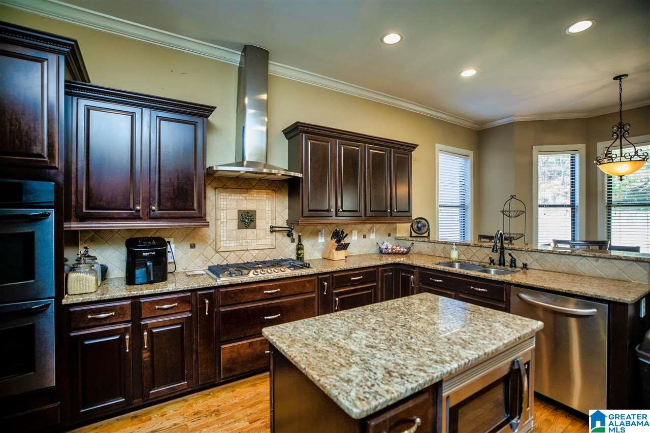 101 Hampton Cove Pelham, AL 35124 - Photo 7 of 49