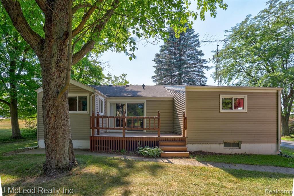 9649 State Road Millington, MI 48746 - Photo 31 of 40