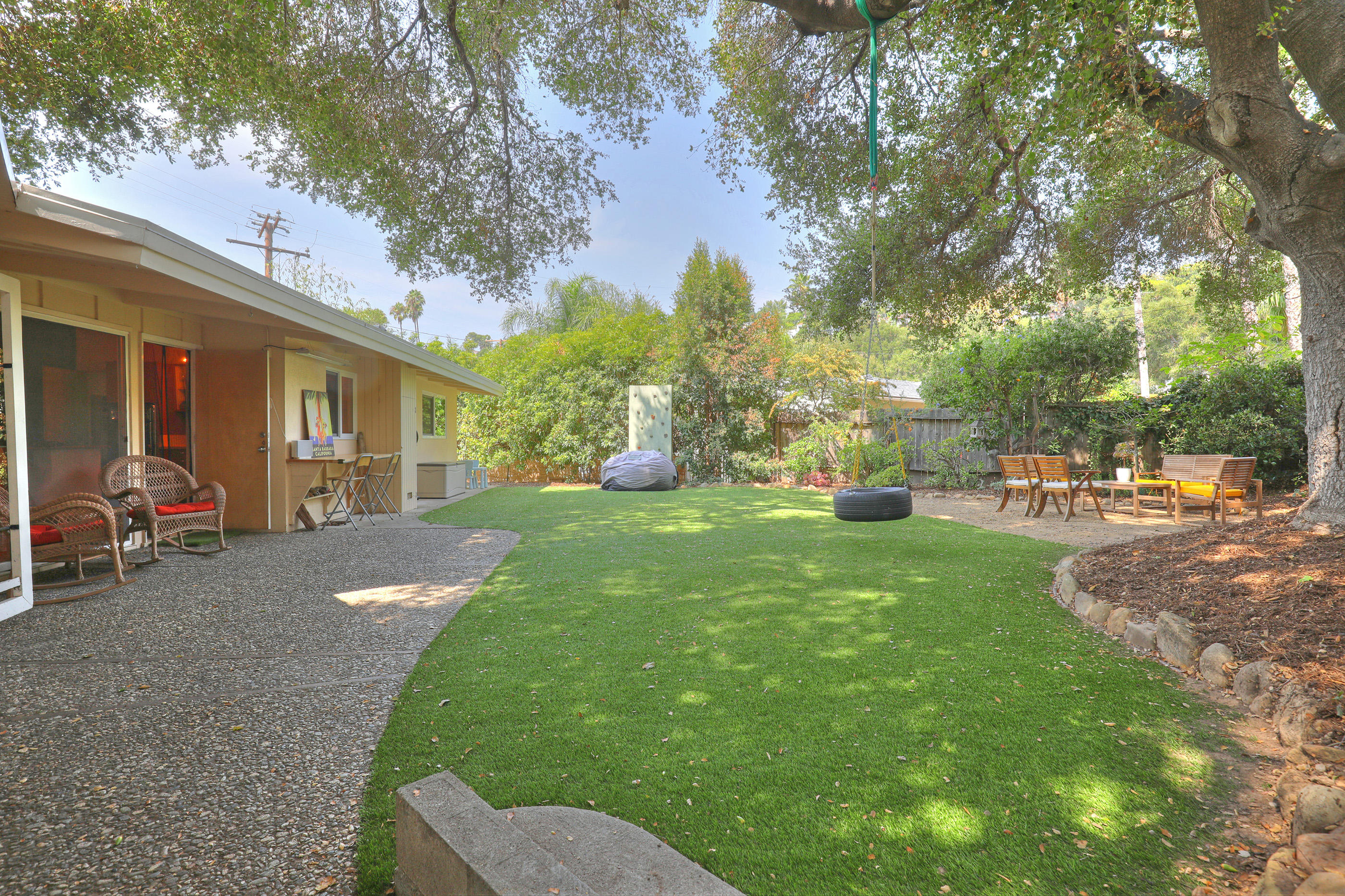 2696 Foothill Road Santa Barbara, CA 93105 - Photo 11 of 20 Backyard