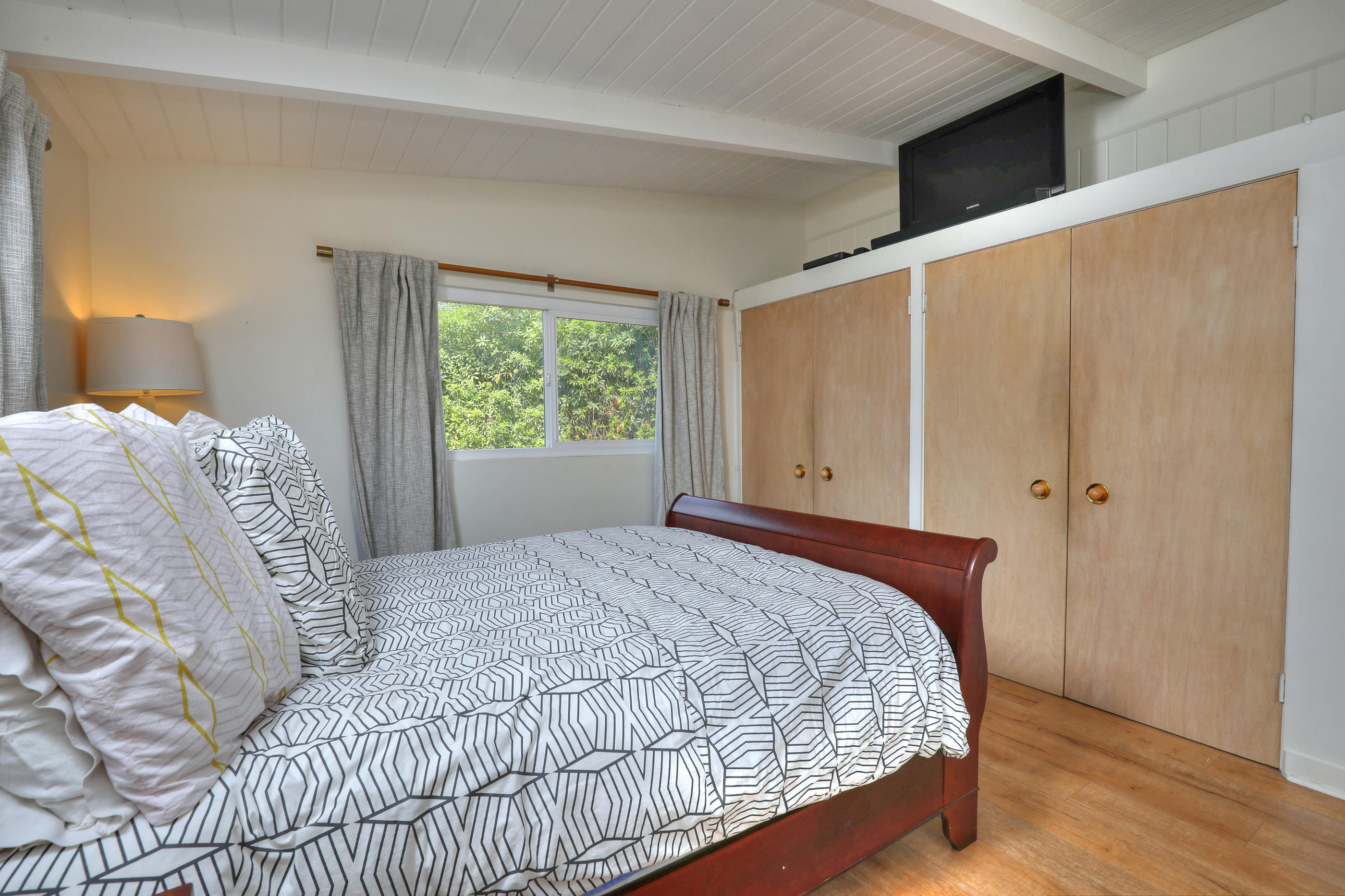 2696 Foothill Road Santa Barbara, CA 93105 - Photo 13 of 20 Master Bedroom View 2