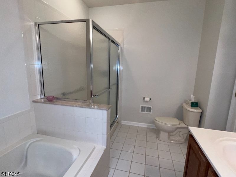 11 Stryker Road Somerset, NJ 08873 - Photo 15 of 18