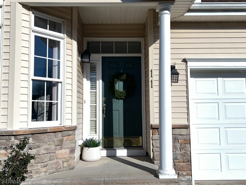 11 Stryker Road Somerset, NJ 08873 - Photo 2 of 18