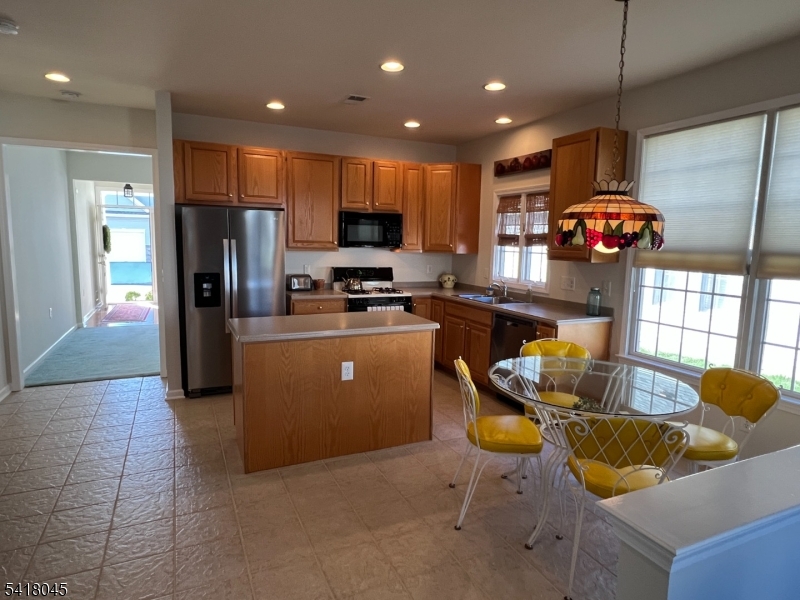 11 Stryker Road Somerset, NJ 08873 - Photo 8 of 18