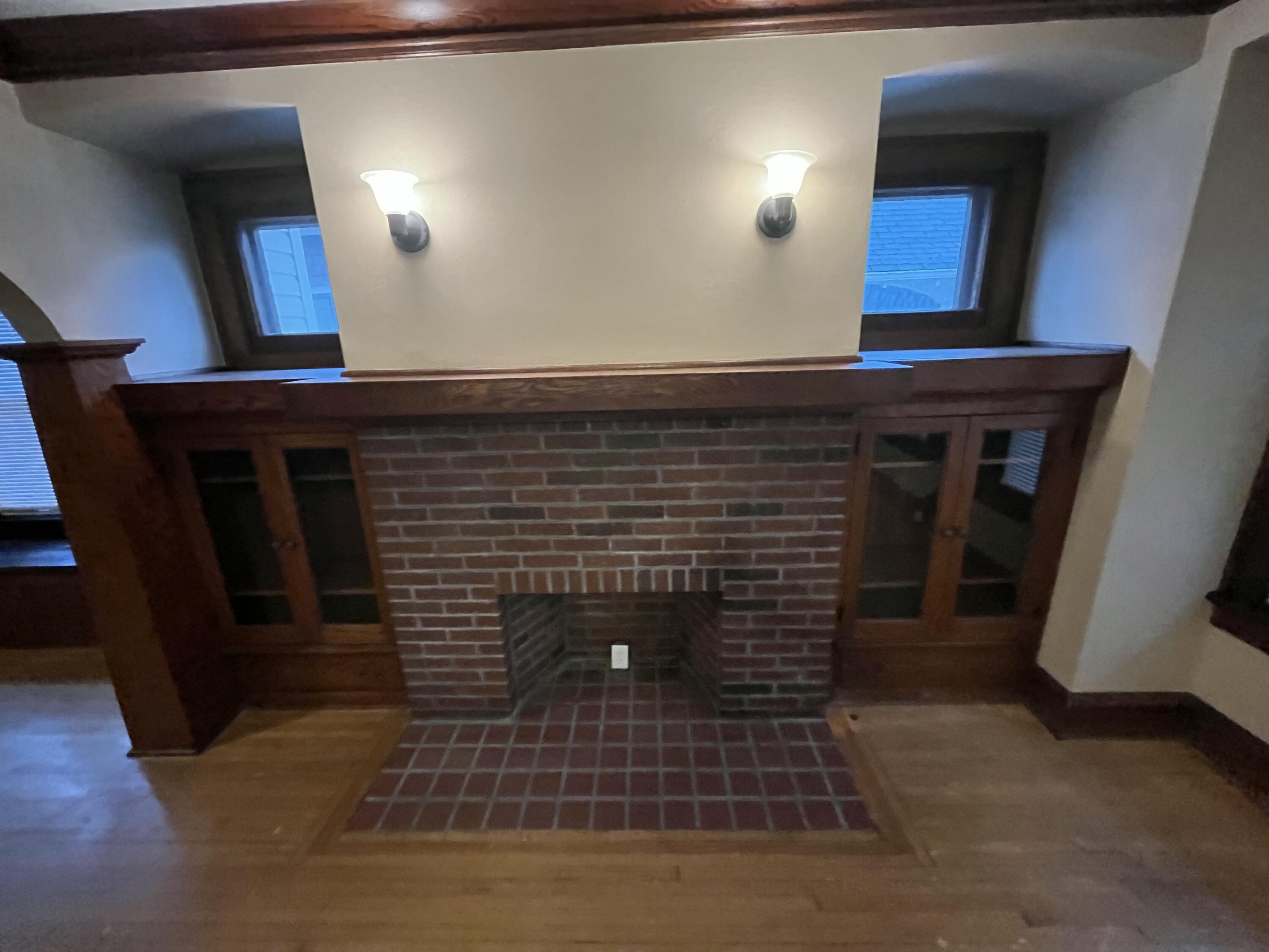 3854 North 19th Street Milwaukee, WI 53206 - Photo 11 of 37 Fireplace (non-working)