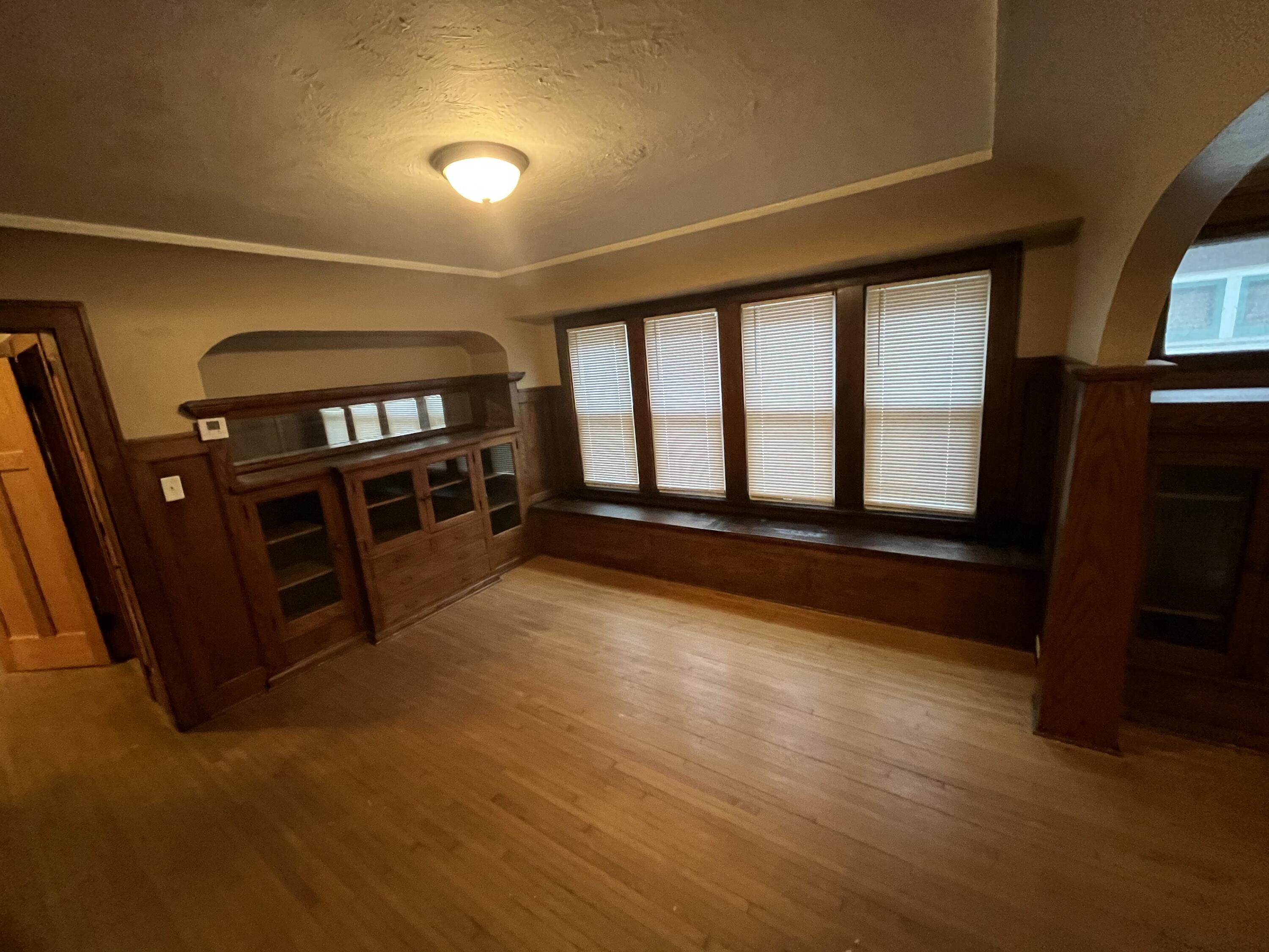 3854 North 19th Street Milwaukee, WI 53206 - Photo 13 of 37 Ding Room