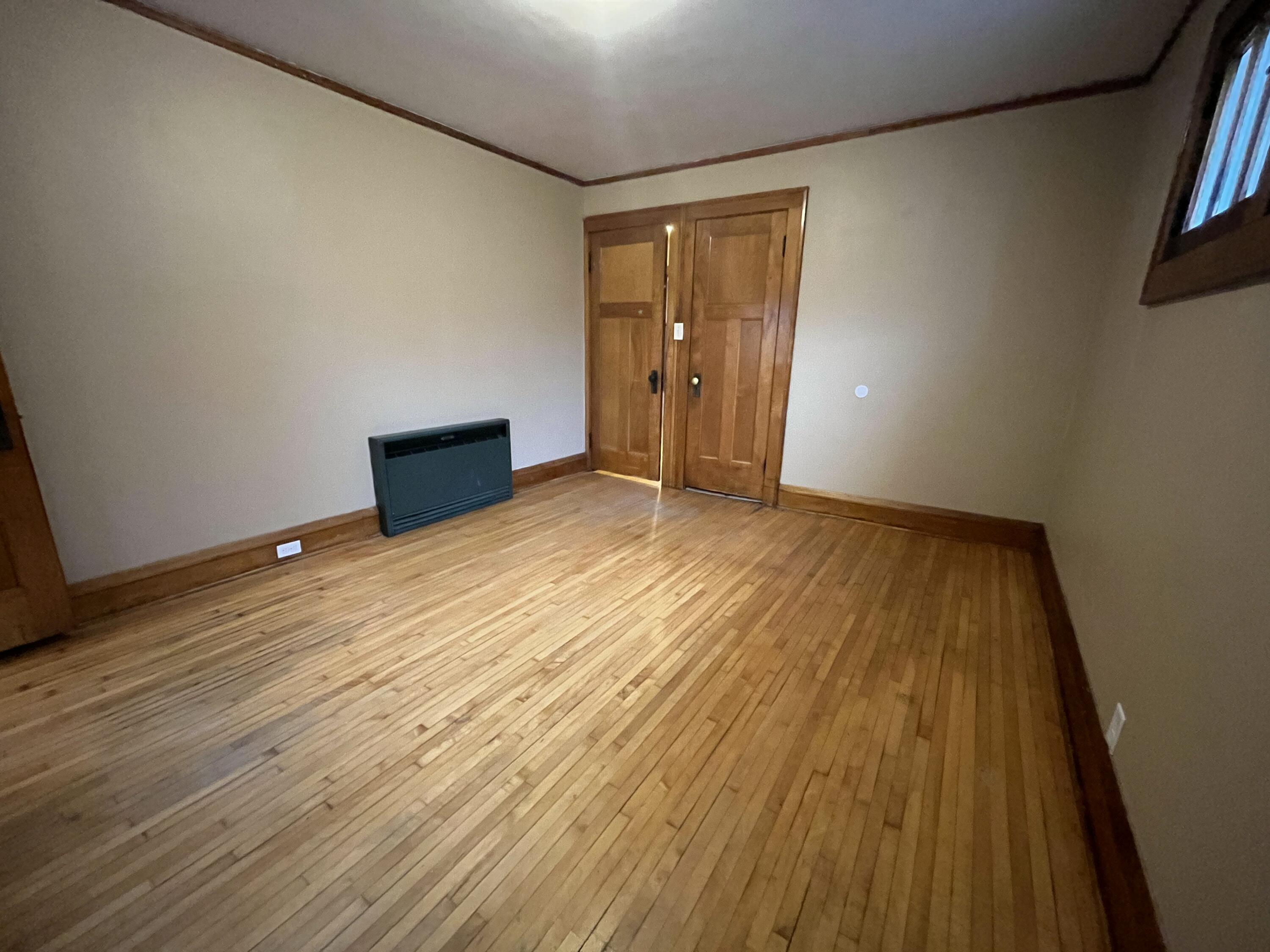 3854 North 19th Street Milwaukee, WI 53206 - Photo 23 of 37 Bedroom 1