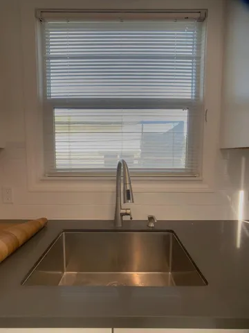 a close view of sink and tap