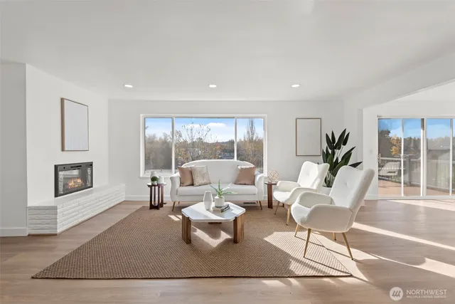 $1,049,000 | 8305 Duncan Avenue South, Seattle, WA 98118