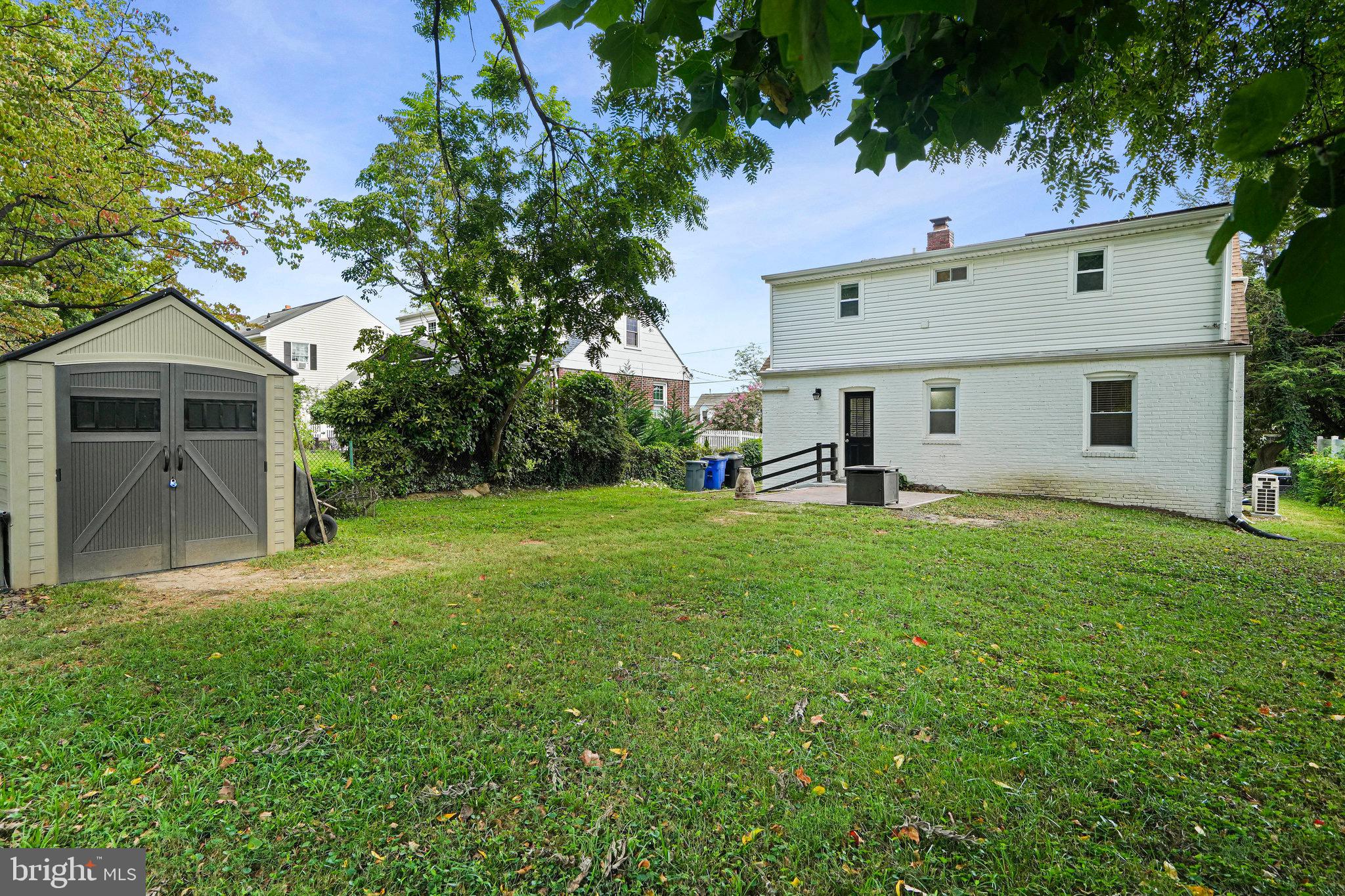 10146 Sutherland Road Silver Spring, MD 20901 - Photo 34 of 43 rear view property/back yard/shed