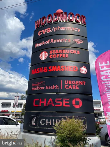 a view of sign board