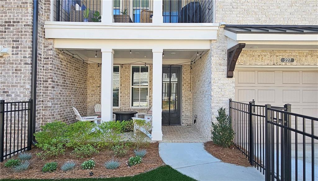 227 Atley Place Alpharetta, GA 30009 - Photo 2 of 30