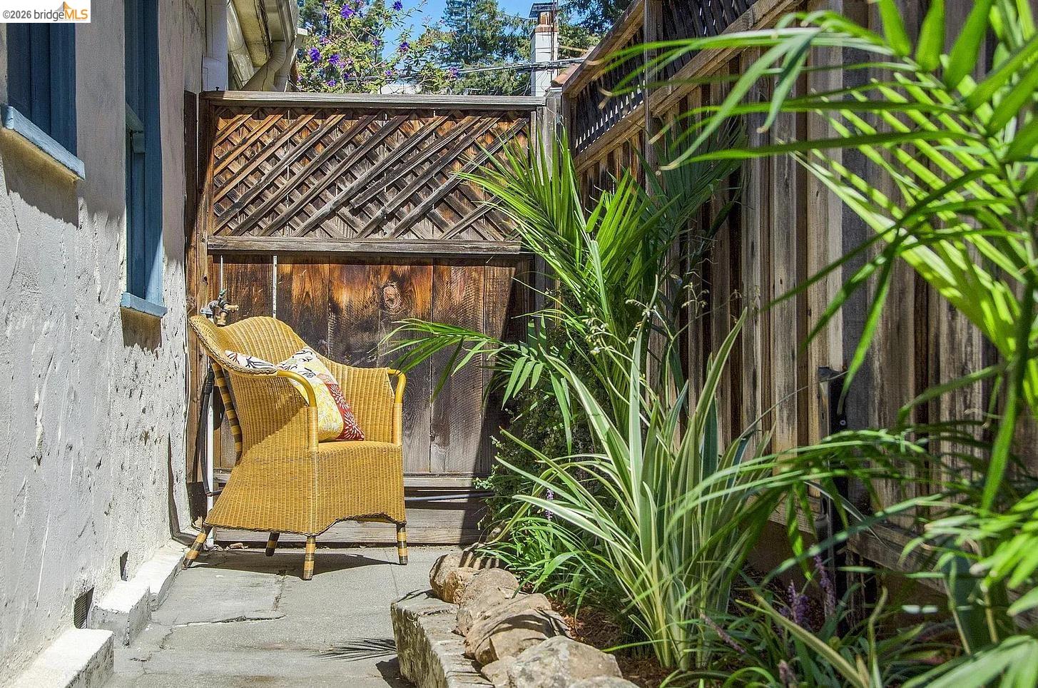 2444 Virginia Street, Unit B Berkeley, CA 94709 - Photo 37 of 39