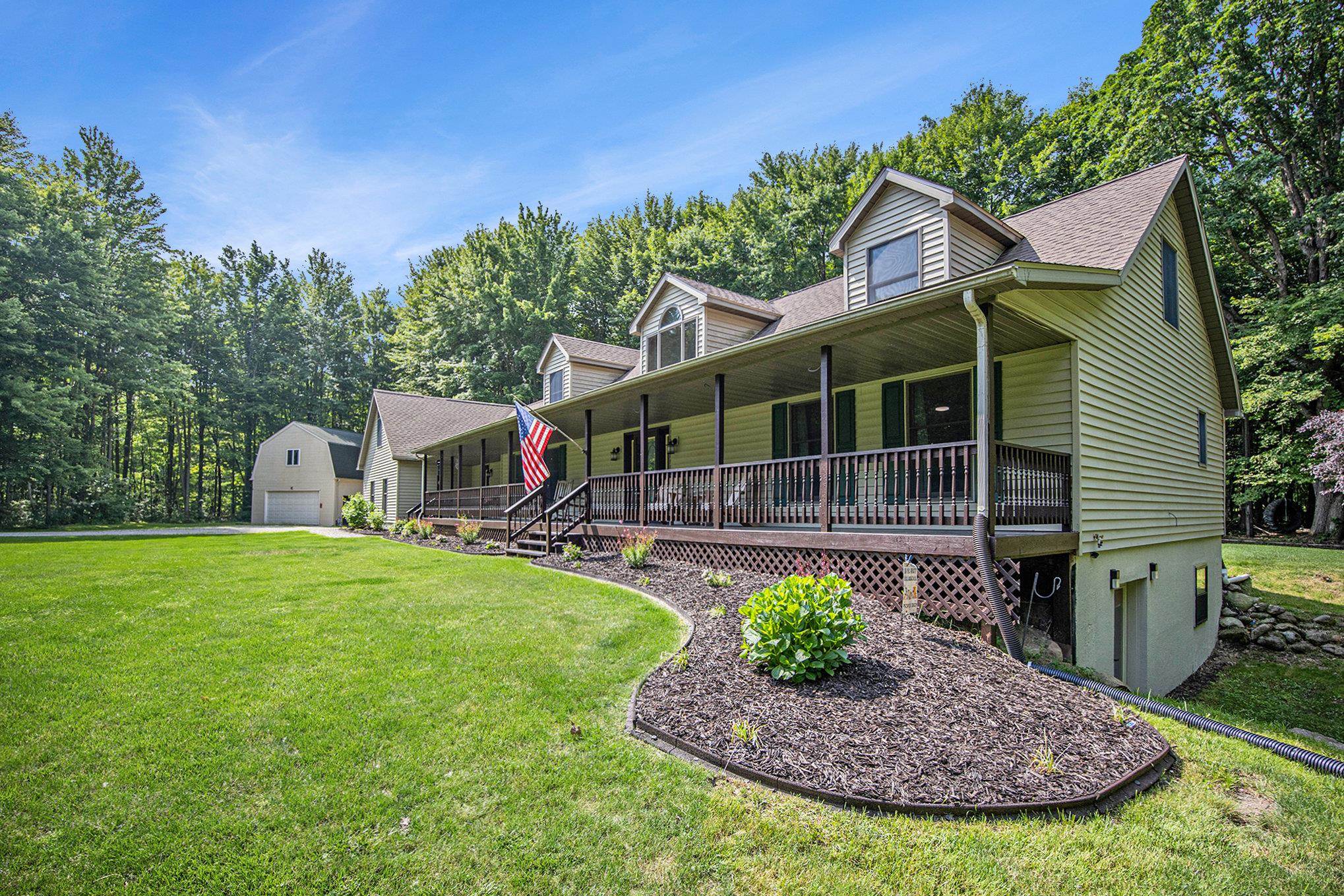 9611 Meskill Road Columbus, MI 48063 - Photo 5 of 53 Gallery Image 5