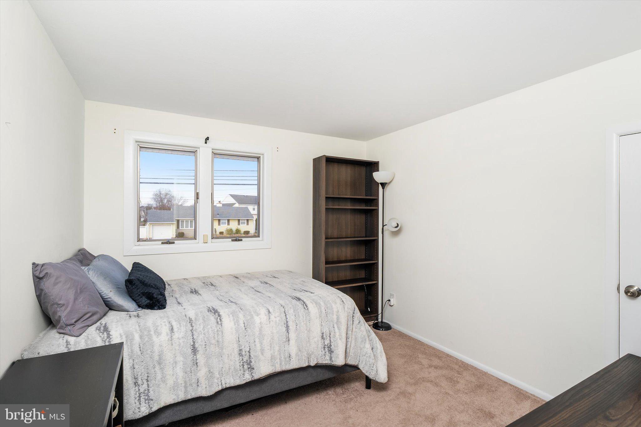 90 Hempstead Road Hamilton, NJ 08610 - Photo 16 of 25 Gallery Image 16