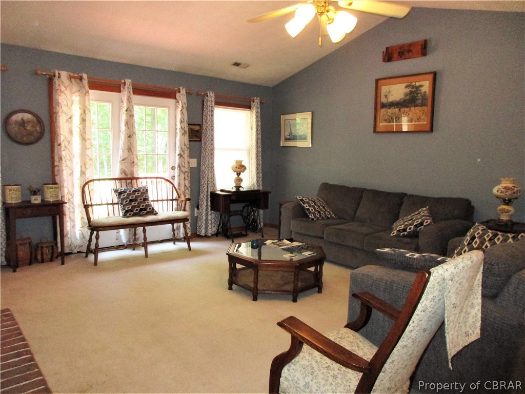 4032 Providence Road Hayes, VA 23072 - Photo 6 of 36 Gallery Image 6