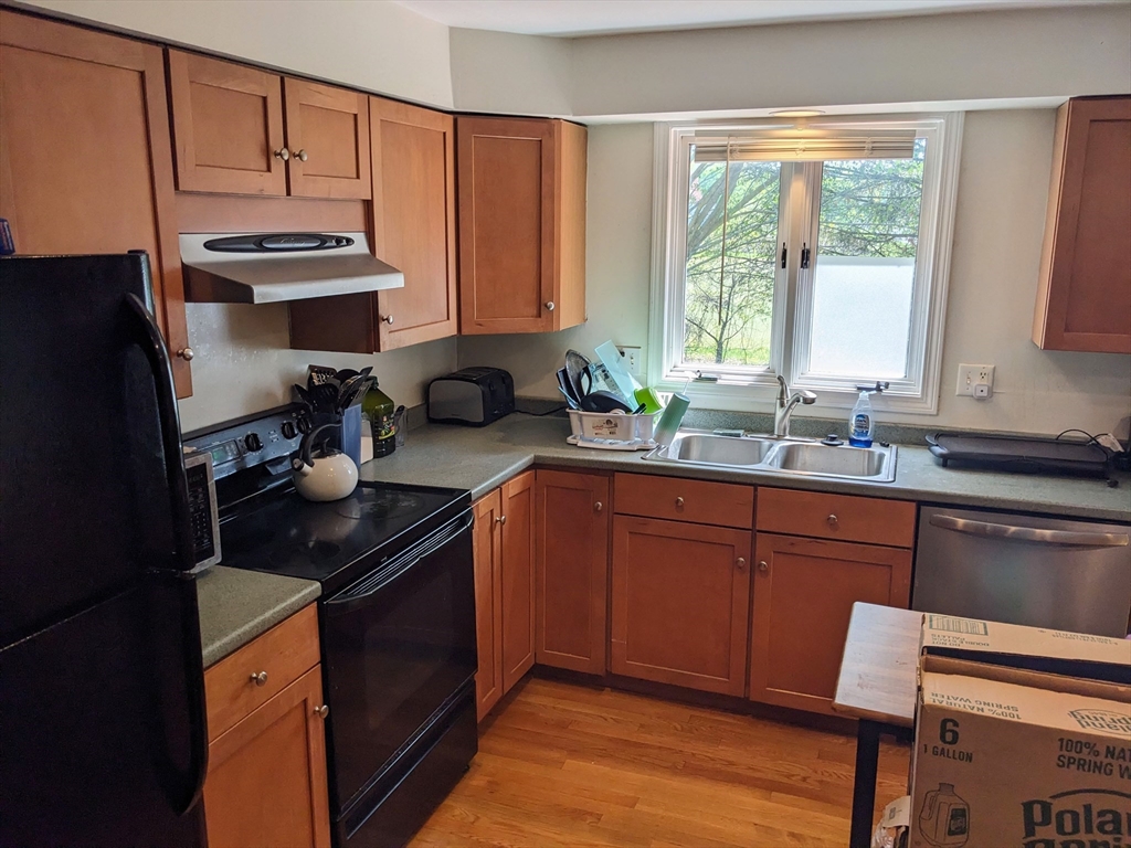 62 Breckenridge Road Hadley, MA 01035 - Photo 6 of 17 Gallery Image 6