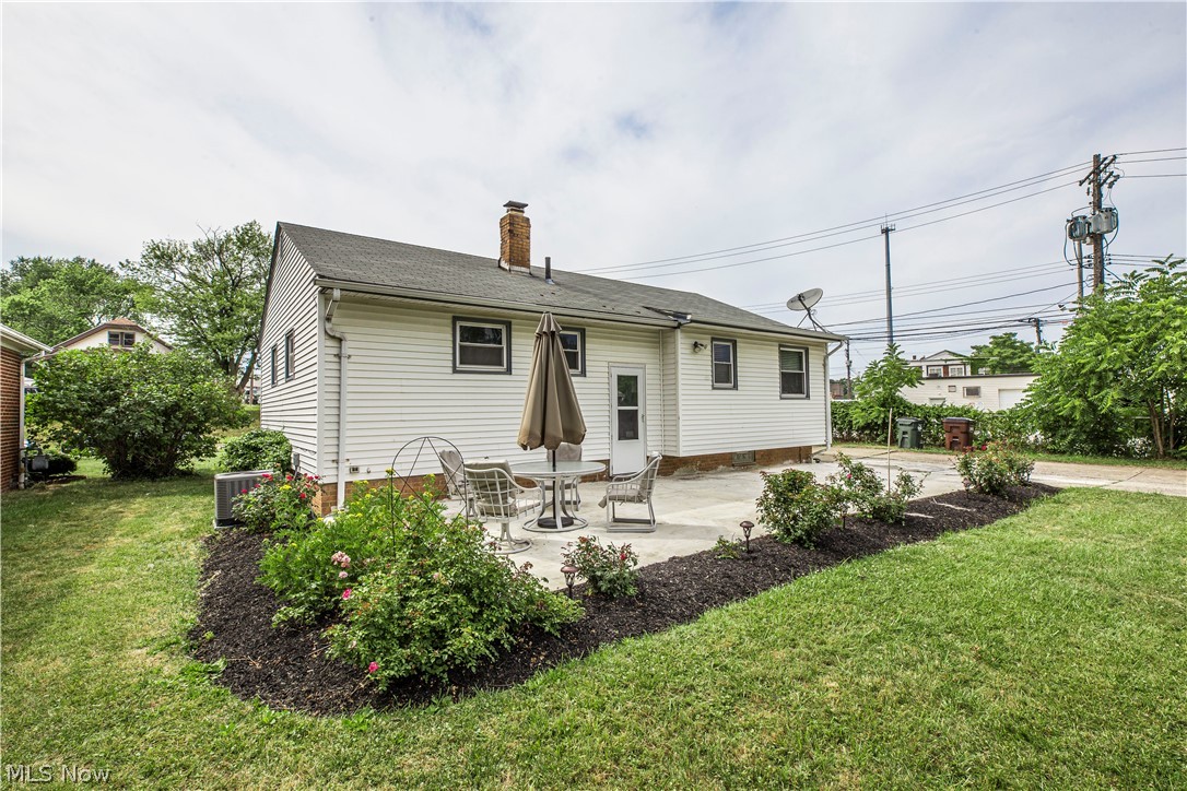 5219 Roseside Avenue Parma, OH 44134 - Photo 24 of 30 large cement patio