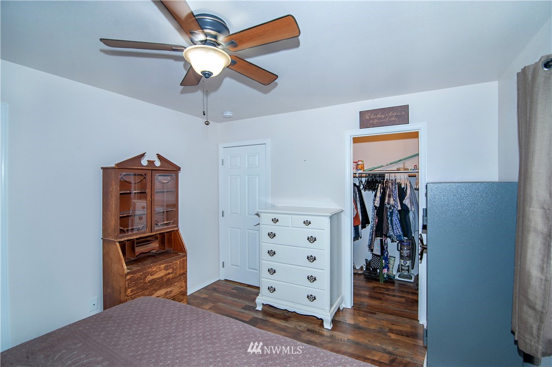 19691 Southwest 2.6 Road Quincy, WA 98848 - Photo 13 of 23 Gallery Image 13