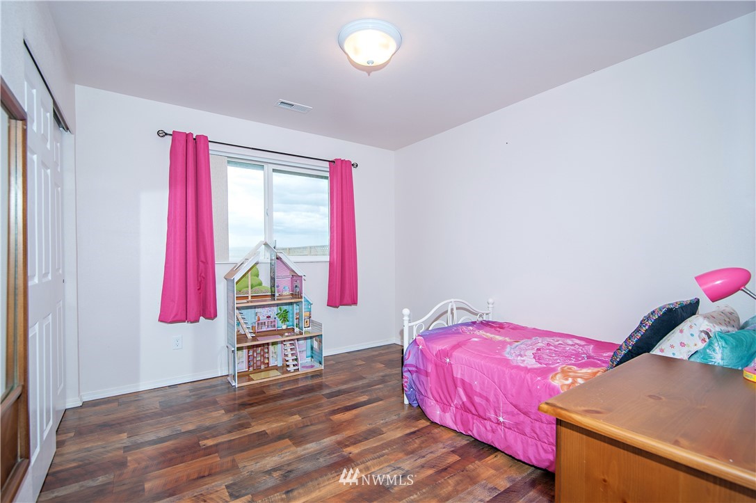 19691 Southwest 2.6 Road Quincy, WA 98848 - Photo 15 of 23 Gallery Image 15