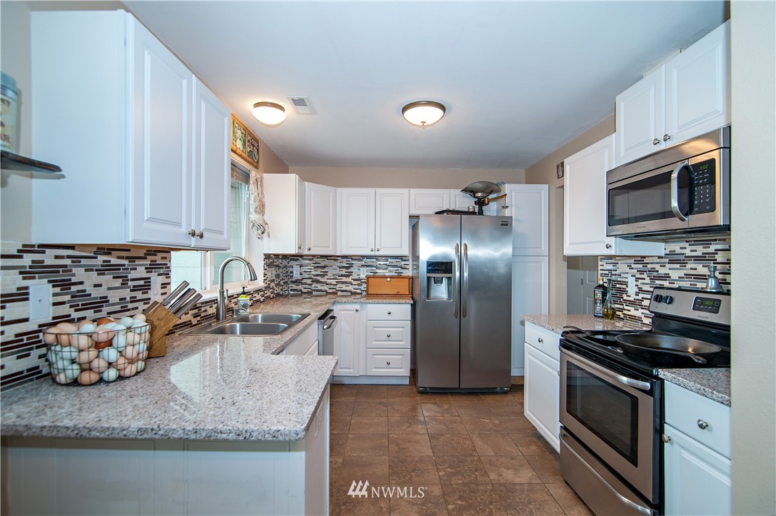 19691 Southwest 2.6 Road Quincy, WA 98848 - Photo 6 of 23 Gallery Image 6