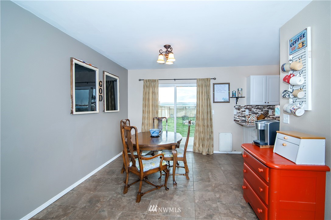 19691 Southwest 2.6 Road Quincy, WA 98848 - Photo 8 of 23 Gallery Image 8