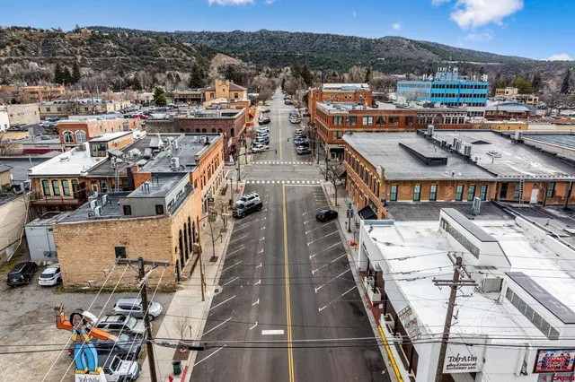 $3,800 | 120 West 9th Street, Durango, CO 81301