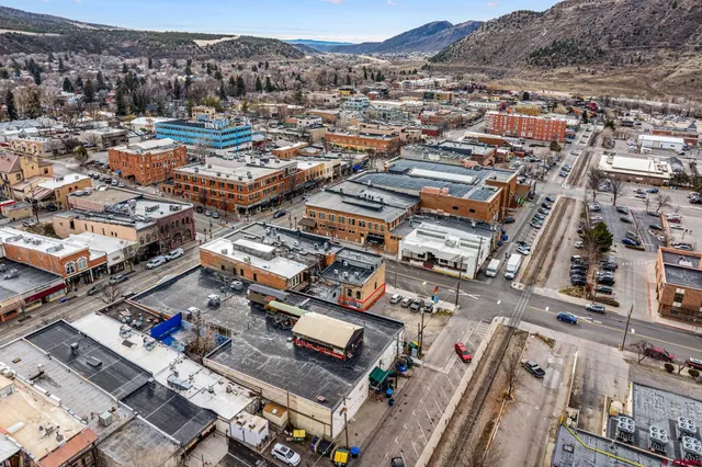 $3,800 | 120 West 9th Street, Durango, CO 81301