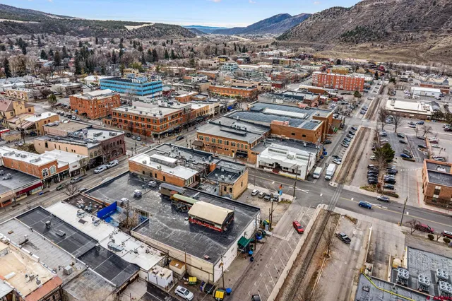 $3,800 | 120 West 9th Street, Durango, CO 81301