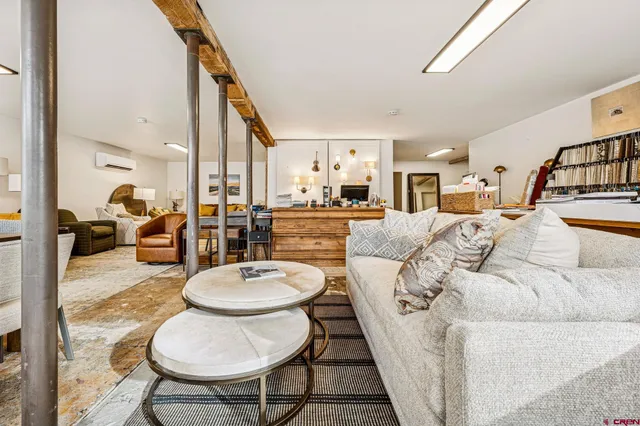 $3,800 | 120 West 9th Street, Durango, CO 81301
