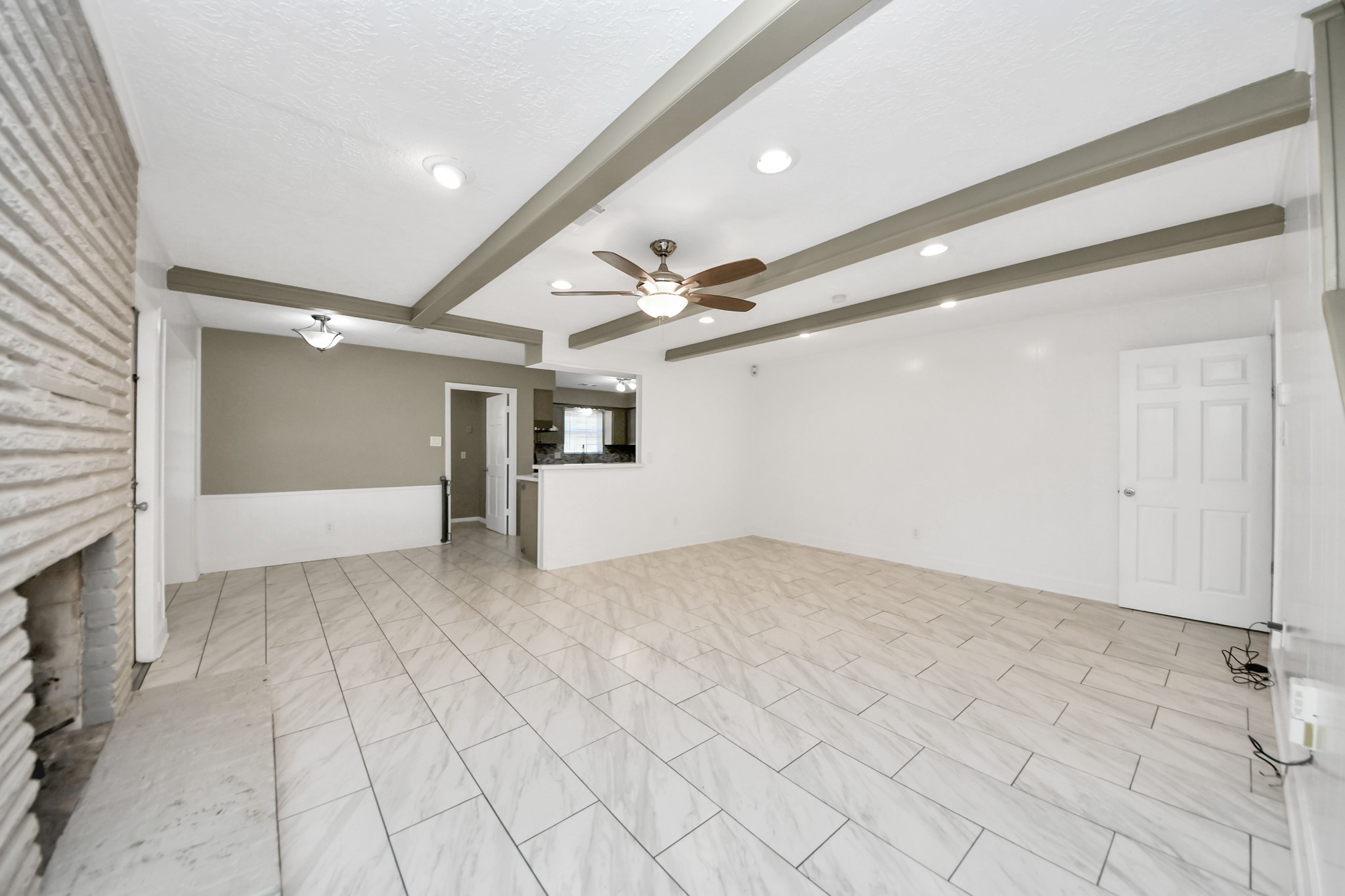 8119 Concho Street Houston, TX 77036 - Photo 13 of 35