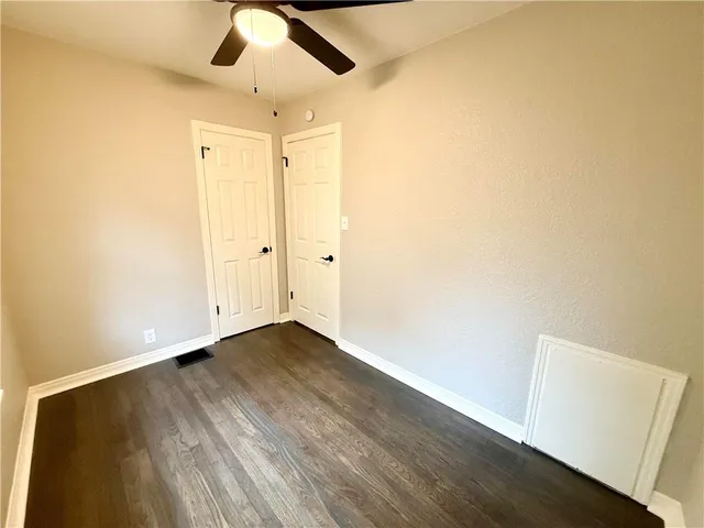 $209,900 | 1410 South Logan Avenue, Independence, MO 64055