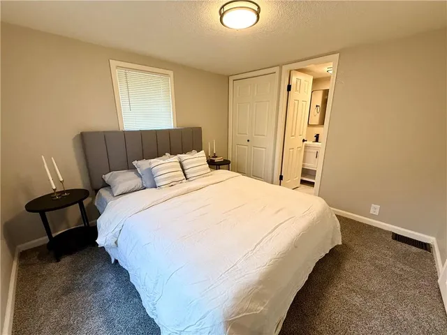 $209,900 | 1410 South Logan Avenue, Independence, MO 64055