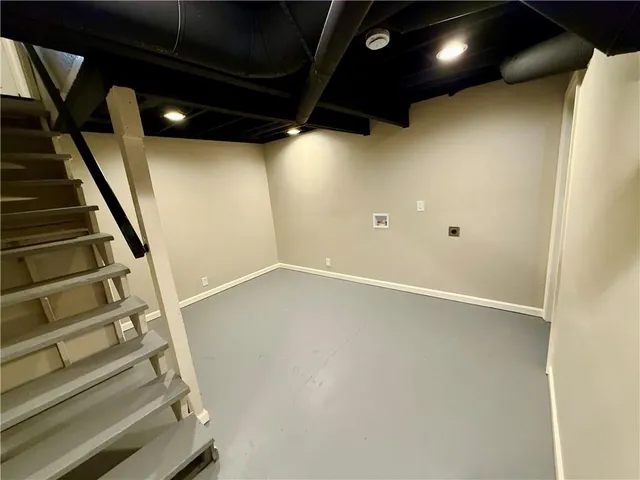 $209,900 | 1410 South Logan Avenue, Independence, MO 64055