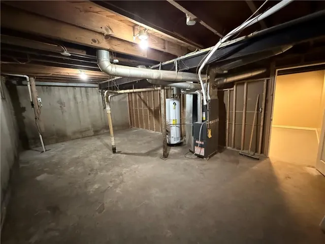 $209,900 | 1410 South Logan Avenue, Independence, MO 64055