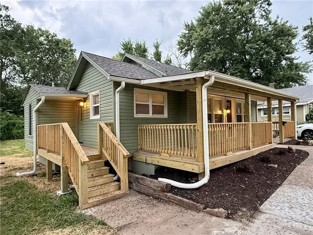 $209,900 | 1410 South Logan Avenue, Independence, MO 64055