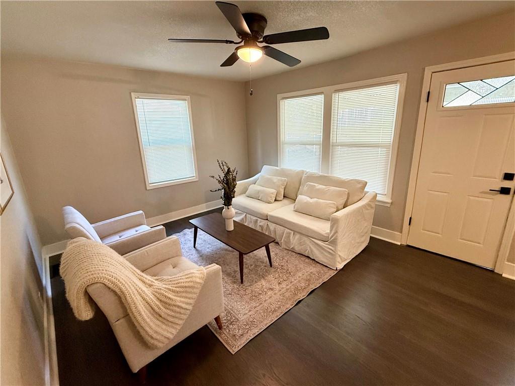 1410 South Logan Avenue Independence, MO 64055 - Photo 7 of 21