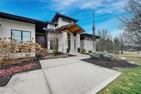 $3,500,000 | 21100 West 105th Street, Olathe, KS 66061